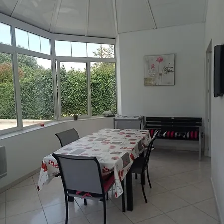 D'hotes Les Ecureuils 3*